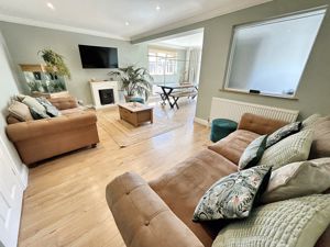 Lounge- click for photo gallery